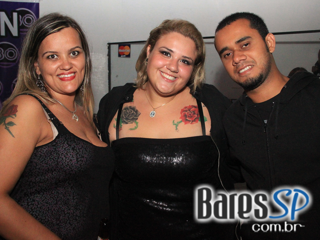 Autobahn celebrou aniversário de 21 anos no estilo anos 80 Autobahn celebrou aniversário de 21 anos no estilo anos 80