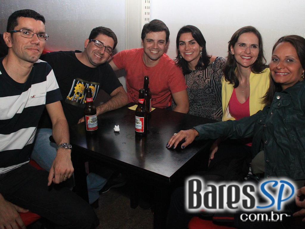 Autobahn celebrou aniversário de 21 anos no estilo anos 80 Autobahn celebrou aniversário de 21 anos no estilo anos 80