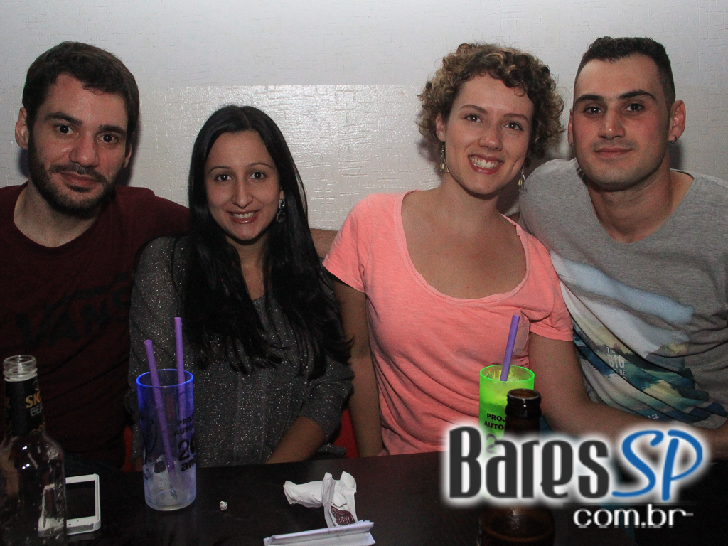 Autobahn celebrou aniversário de 21 anos no estilo anos 80 Autobahn celebrou aniversário de 21 anos no estilo anos 80