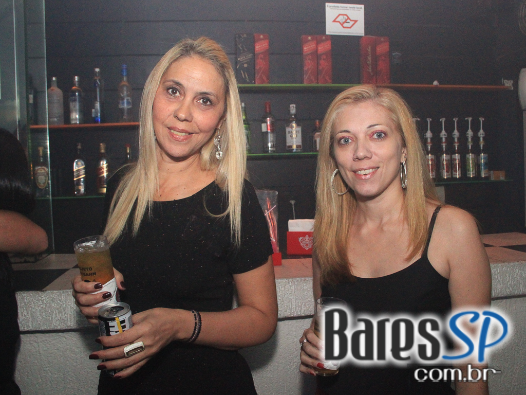 Autobahn celebrou aniversário de 21 anos no estilo anos 80 Autobahn celebrou aniversário de 21 anos no estilo anos 80