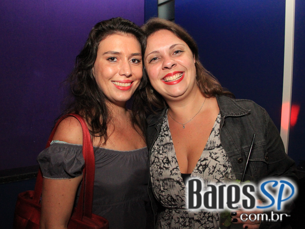 DJ Nuts tocou na noite de quarta-feira no Nola Bar DJ Nuts tocou na noite de quarta-feira no Nola Bar