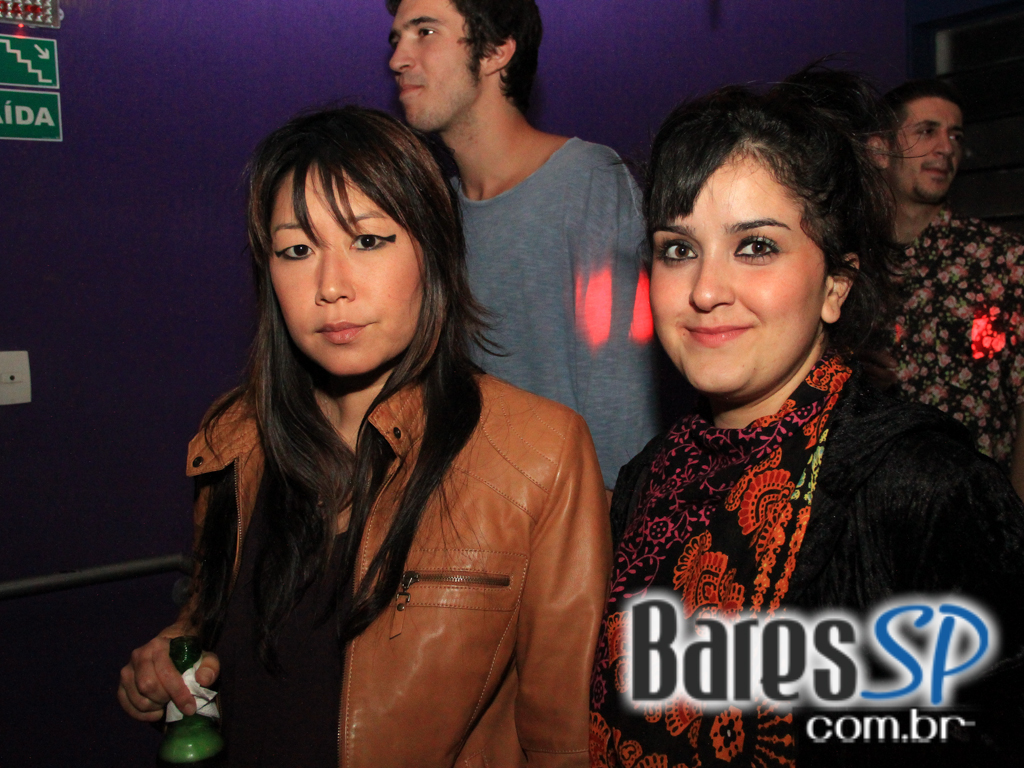 DJ Nuts tocou na noite de quarta-feira no Nola Bar DJ Nuts tocou na noite de quarta-feira no Nola Bar