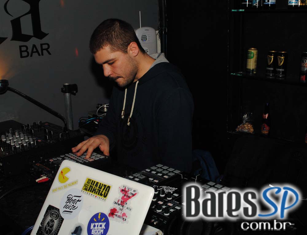 Coletivo Assault e Beat Wise Recordings no sábado no Nola Bar Coletivo Assault e Beat Wise Recordings no sábado no Nola Bar