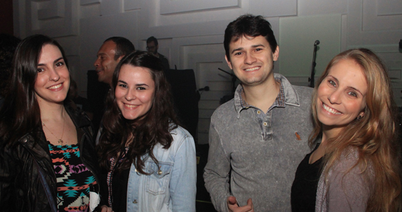 Da Leoni recebeu show da banda Seu Chico com o CD 