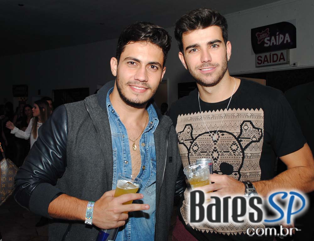 Agência Haute apresentou Baile da Favorita no Esporte Clube Pinheiros Agência Haute apresentou Baile da Favorita no Esporte Clube Pinheiros