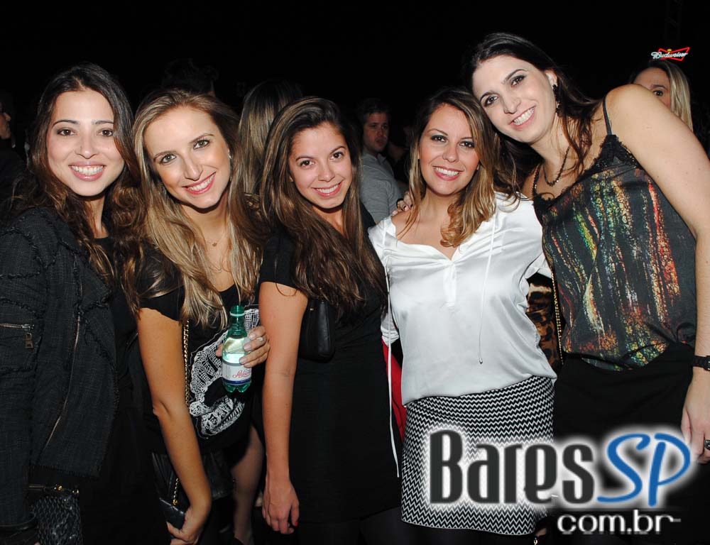 Agência Haute apresentou Baile da Favorita no Esporte Clube Pinheiros Agência Haute apresentou Baile da Favorita no Esporte Clube Pinheiros