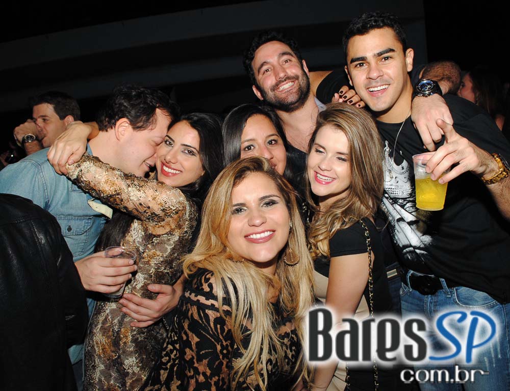 Agência Haute apresentou Baile da Favorita no Esporte Clube Pinheiros Agência Haute apresentou Baile da Favorita no Esporte Clube Pinheiros