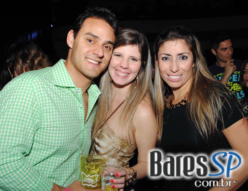 Agência Haute apresentou Baile da Favorita no Esporte Clube Pinheiros Agência Haute apresentou Baile da Favorita no Esporte Clube Pinheiros