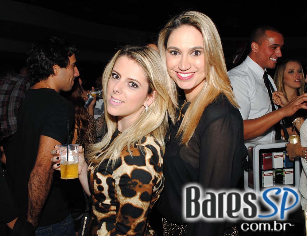 Agência Haute apresentou Baile da Favorita no Esporte Clube Pinheiros Agência Haute apresentou Baile da Favorita no Esporte Clube Pinheiros