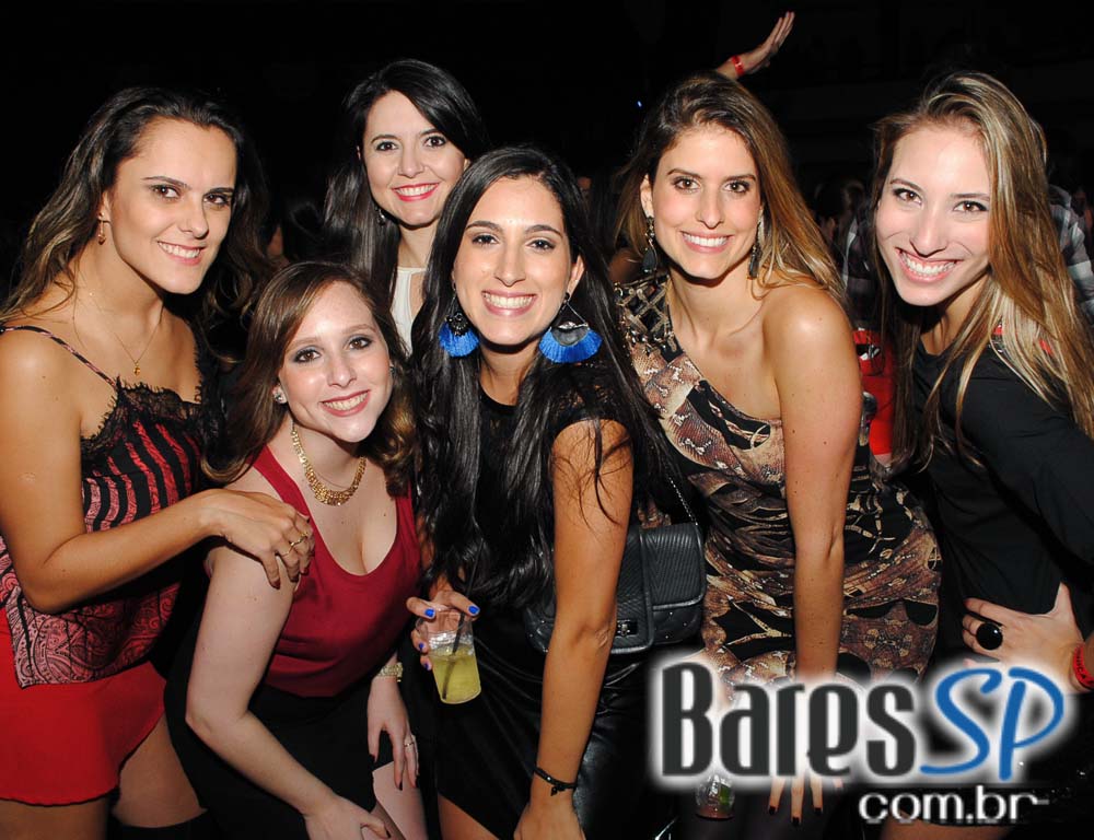 Agência Haute apresentou Baile da Favorita no Esporte Clube Pinheiros Agência Haute apresentou Baile da Favorita no Esporte Clube Pinheiros