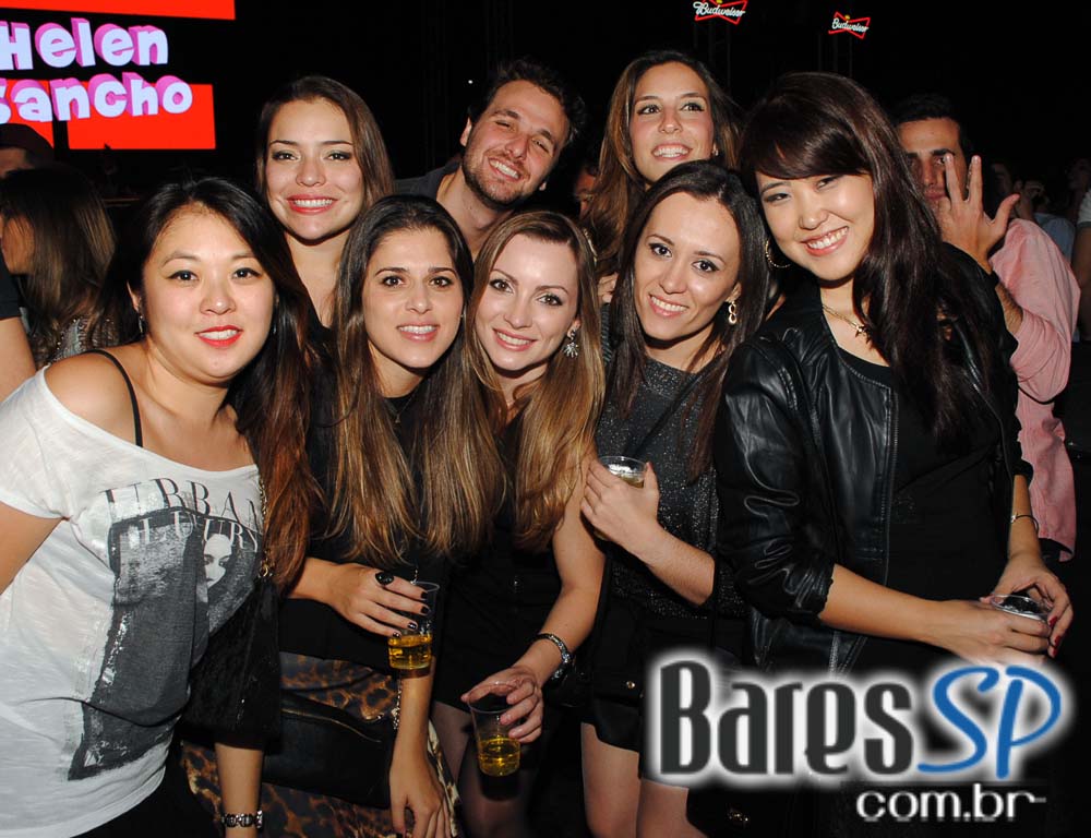 Agência Haute apresentou Baile da Favorita no Esporte Clube Pinheiros Agência Haute apresentou Baile da Favorita no Esporte Clube Pinheiros