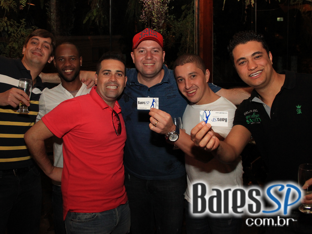 Quintal do Espeto Lapa recebeu o projeto Samba de Raíz com o grupo Samba do Babé no sábado Quintal do Espeto Lapa recebeu o projeto Samba de Raíz com o grupo Samba do Babé no sábado