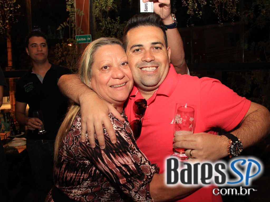 Quintal do Espeto Lapa recebeu o projeto Samba de Raíz com o grupo Samba do Babé no sábado Quintal do Espeto Lapa recebeu o projeto Samba de Raíz com o grupo Samba do Babé no sábado