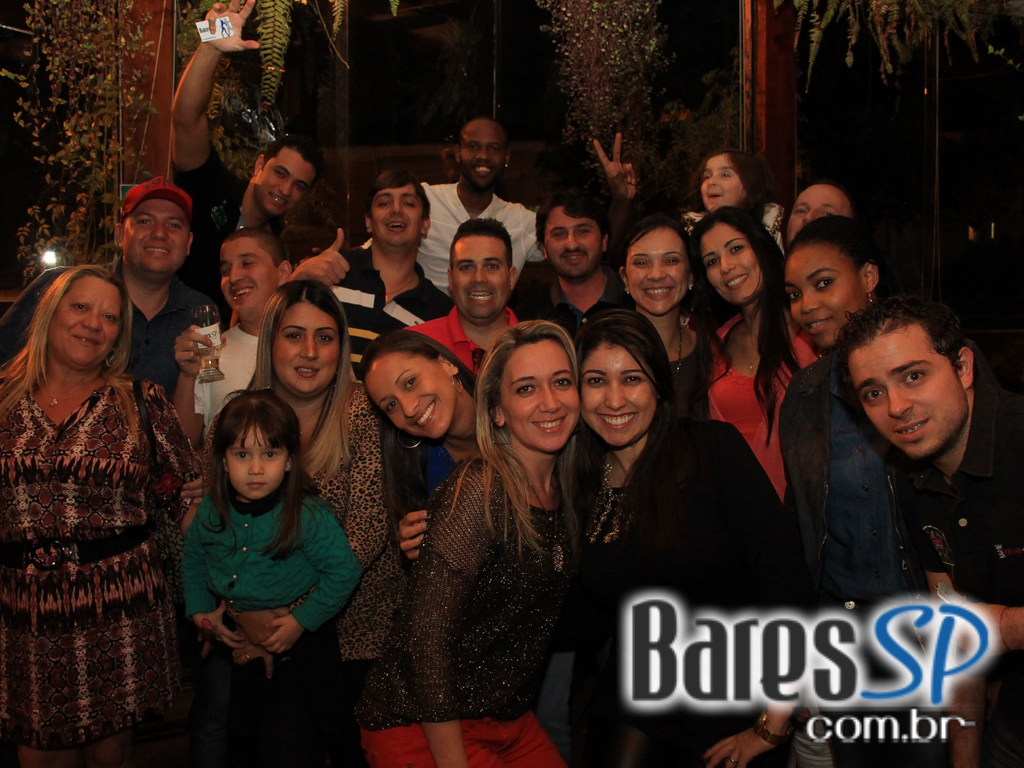 Quintal do Espeto Lapa recebeu o projeto Samba de Raíz com o grupo Samba do Babé no sábado Quintal do Espeto Lapa recebeu o projeto Samba de Raíz com o grupo Samba do Babé no sábado