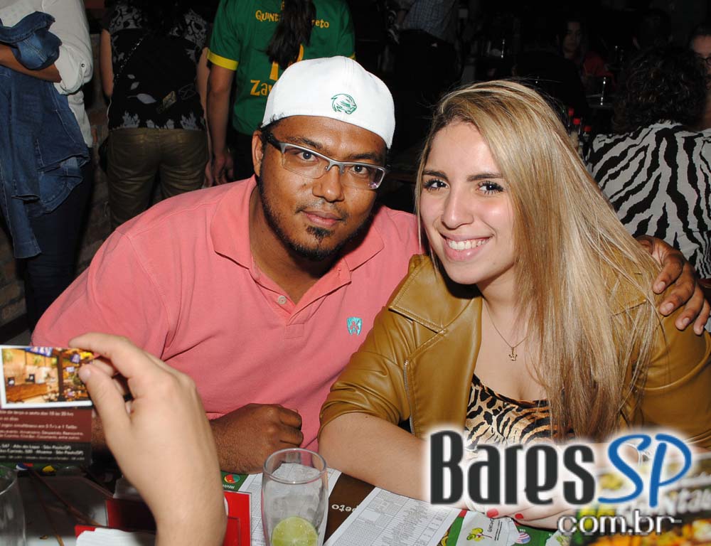 Quintal do Espeto Lapa recebeu o projeto Samba de Raíz com o grupo Samba do Babé no sábado Quintal do Espeto Lapa recebeu o projeto Samba de Raíz com o grupo Samba do Babé no sábado