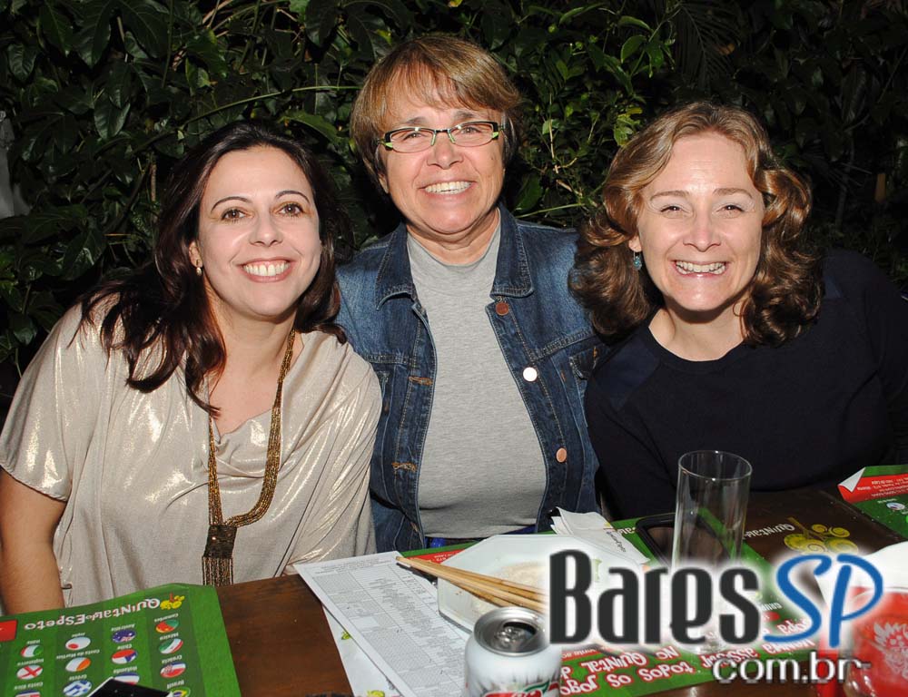 Quintal do Espeto Lapa recebeu o projeto Samba de Raíz com o grupo Samba do Babé no sábado Quintal do Espeto Lapa recebeu o projeto Samba de Raíz com o grupo Samba do Babé no sábado