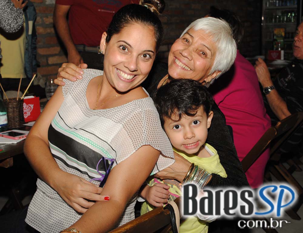 Quintal do Espeto Lapa recebeu o projeto Samba de Raíz com o grupo Samba do Babé no sábado Quintal do Espeto Lapa recebeu o projeto Samba de Raíz com o grupo Samba do Babé no sábado