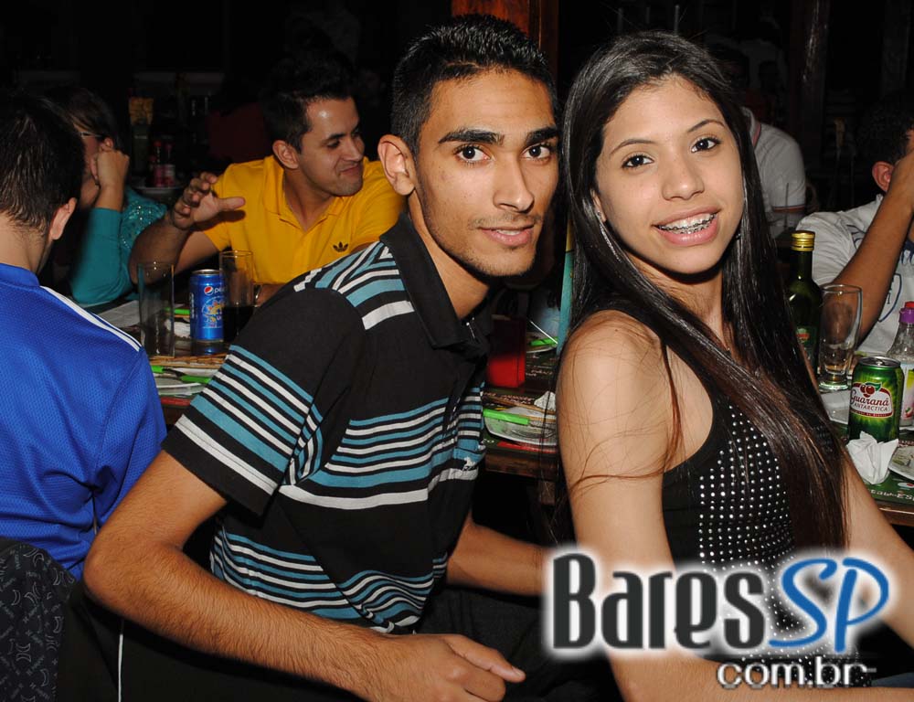 Quintal do Espeto Lapa recebeu o projeto Samba de Raíz com o grupo Samba do Babé no sábado Quintal do Espeto Lapa recebeu o projeto Samba de Raíz com o grupo Samba do Babé no sábado