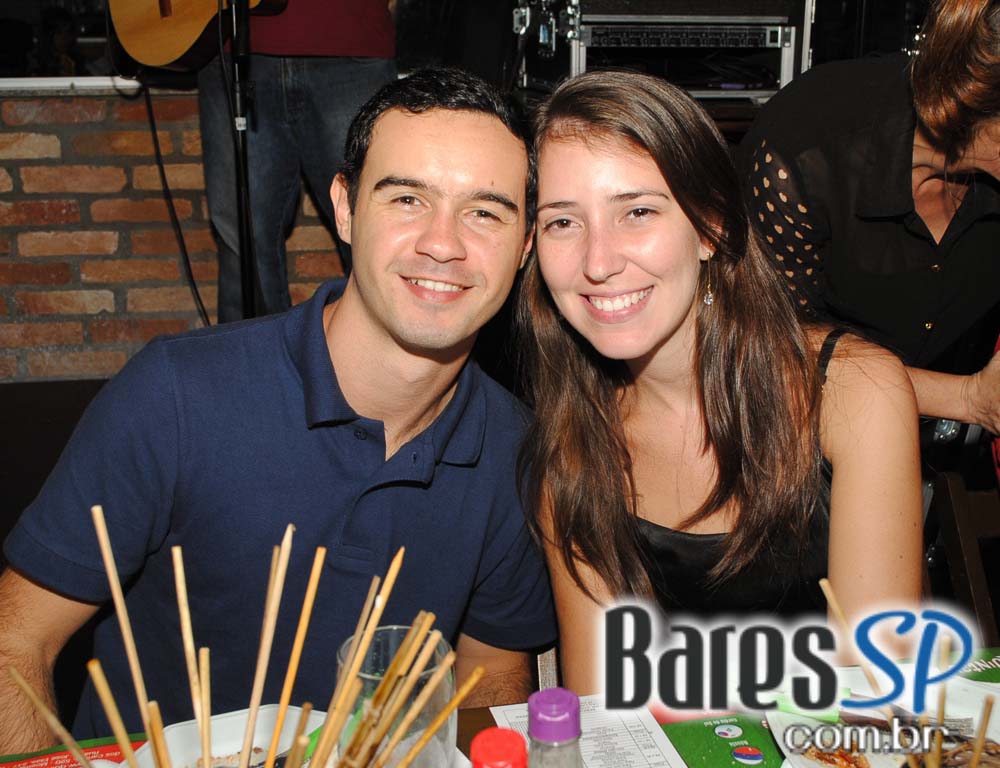 Quintal do Espeto Lapa recebeu o projeto Samba de Raíz com o grupo Samba do Babé no sábado Quintal do Espeto Lapa recebeu o projeto Samba de Raíz com o grupo Samba do Babé no sábado