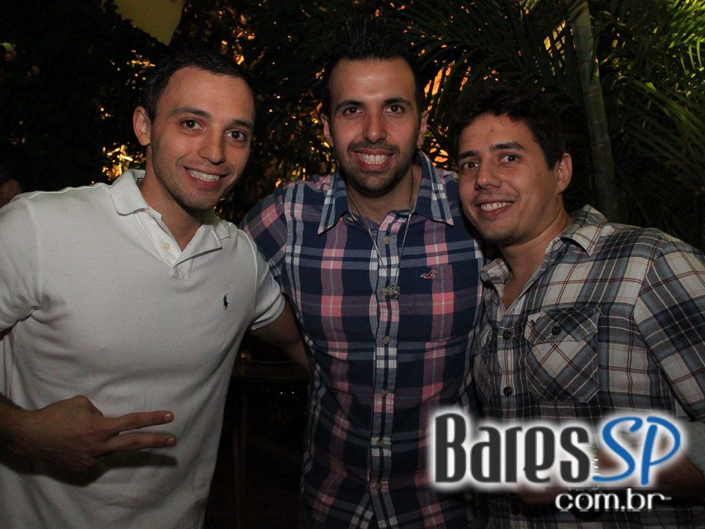 Quintal do Espeto recebeu no Domingo Sertanejo com Lucyana e Geovany Reis e Fabricio Quintal do Espeto recebeu no Domingo Sertanejo com Lucyana e Geovany Reis e Fabricio