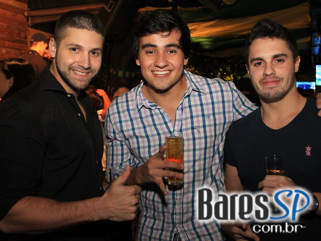 Quintal do Espeto recebeu no Domingo Sertanejo com Lucyana e Geovany Reis e Fabricio Quintal do Espeto recebeu no Domingo Sertanejo com Lucyana e Geovany Reis e Fabricio