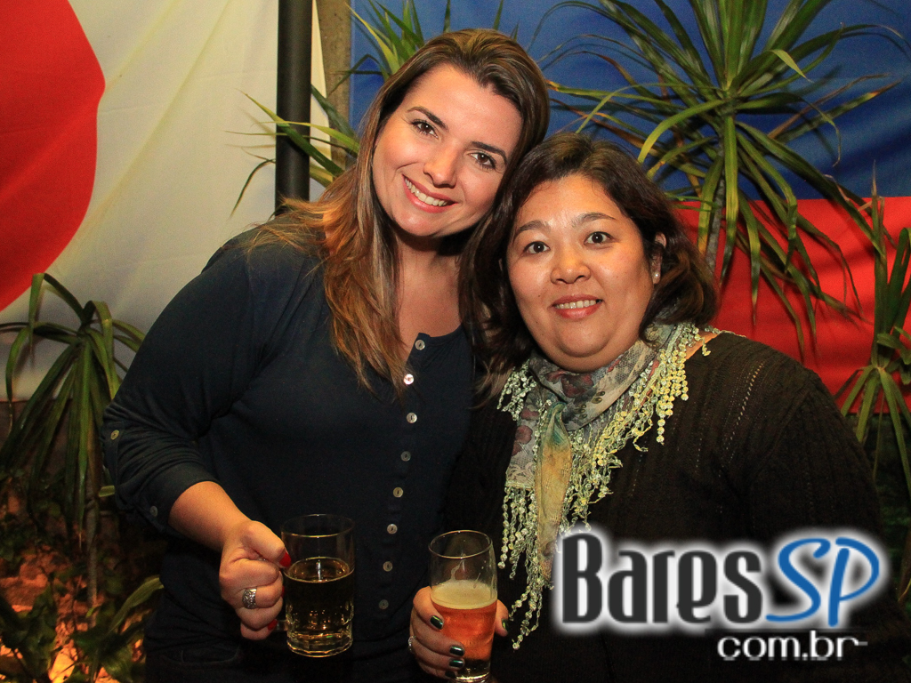 Quintal do Espeto recebeu no Domingo Sertanejo com Lucyana e Geovany Reis e Fabricio Quintal do Espeto recebeu no Domingo Sertanejo com Lucyana e Geovany Reis e Fabricio