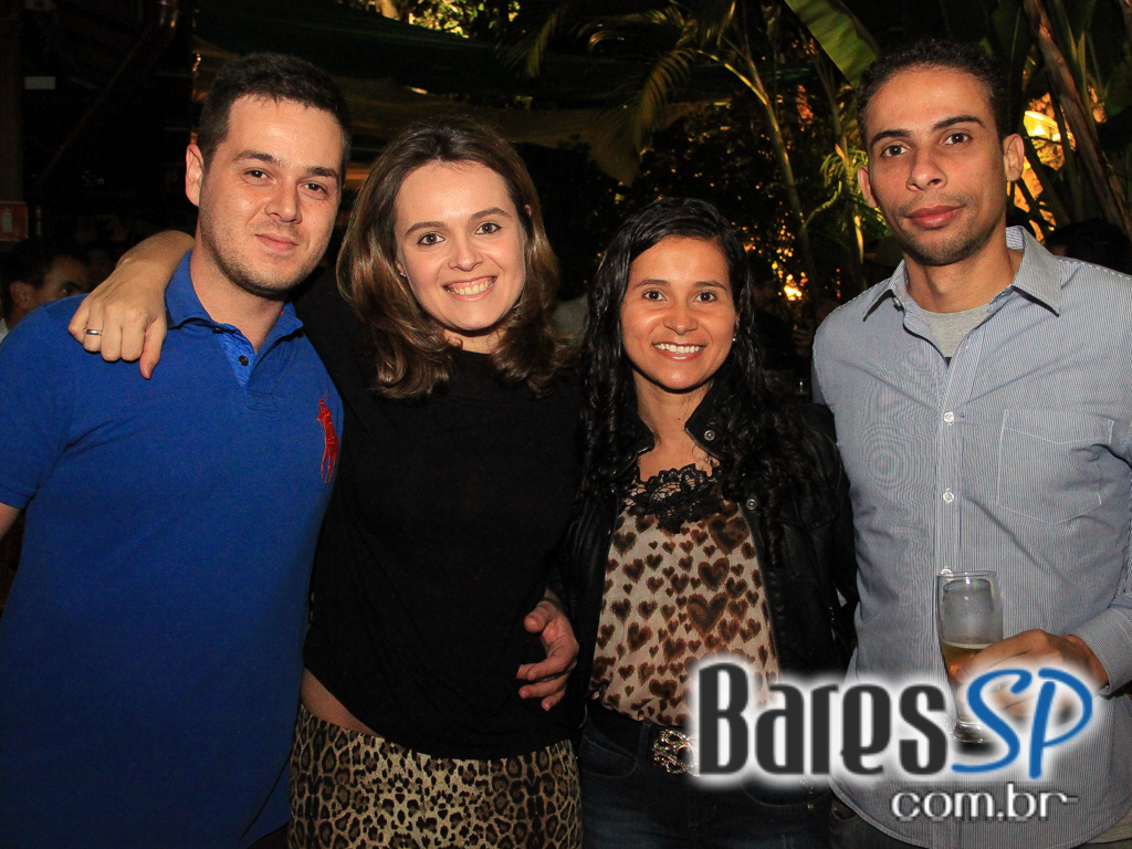 Quintal do Espeto recebeu no Domingo Sertanejo com Lucyana e Geovany Reis e Fabricio Quintal do Espeto recebeu no Domingo Sertanejo com Lucyana e Geovany Reis e Fabricio