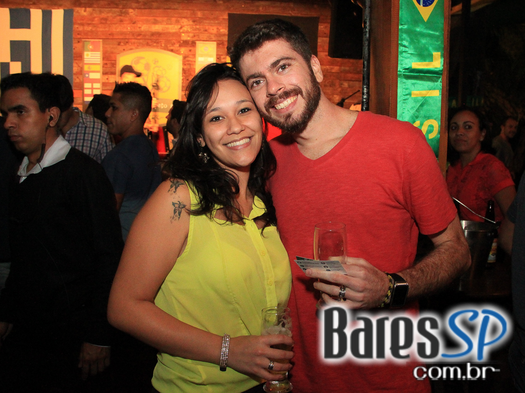 Quintal do Espeto recebeu no Domingo Sertanejo com Lucyana e Geovany Reis e Fabricio Quintal do Espeto recebeu no Domingo Sertanejo com Lucyana e Geovany Reis e Fabricio