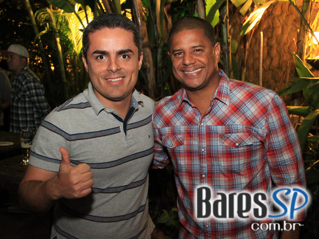 Quintal do Espeto recebeu no Domingo Sertanejo com Lucyana e Geovany Reis e Fabricio Quintal do Espeto recebeu no Domingo Sertanejo com Lucyana e Geovany Reis e Fabricio