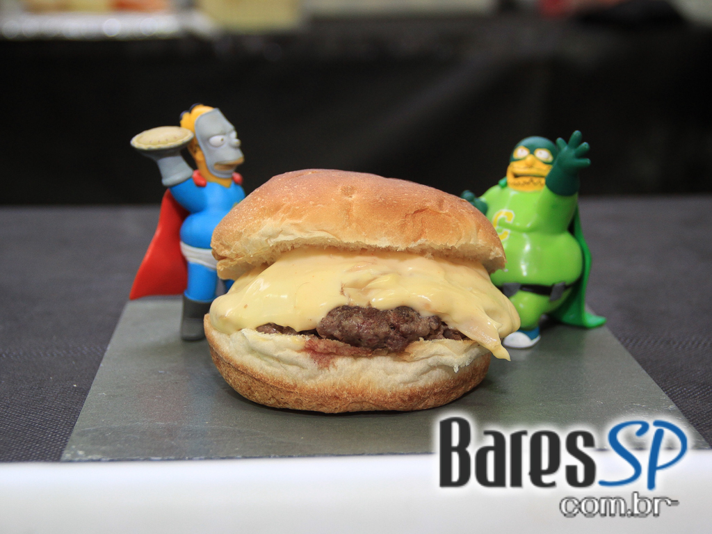 Aconteceu no domingo a Feira Gastronômica Panela na Rua na Praça Benedito Calixto Aconteceu no domingo a Feira Gastronômica Panela na Rua na Praça Benedito Calixto