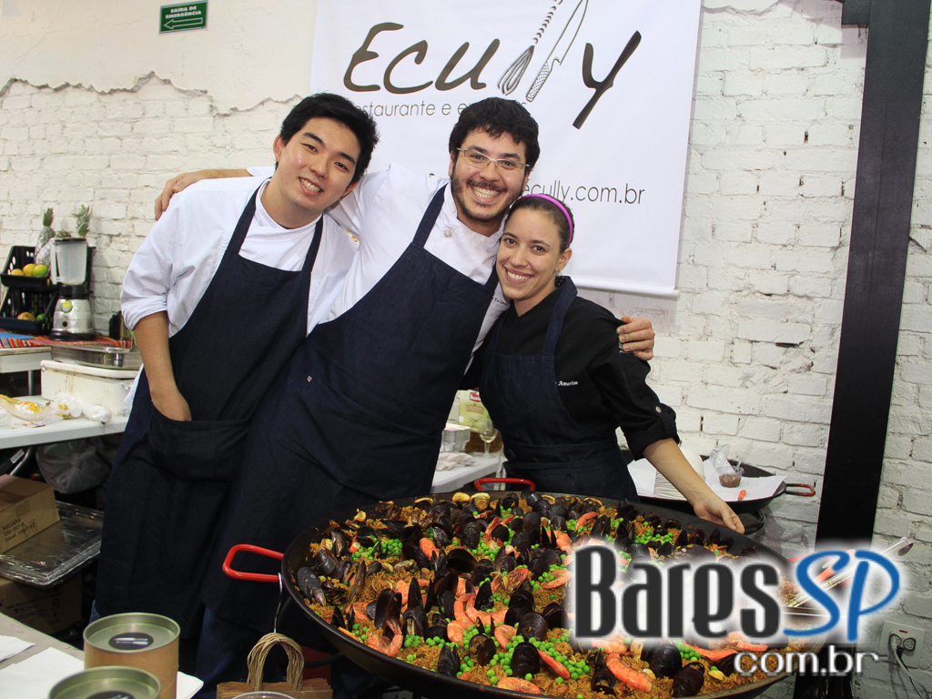 Aconteceu no domingo a Feira Gastronômica Panela na Rua na Praça Benedito Calixto Aconteceu no domingo a Feira Gastronômica Panela na Rua na Praça Benedito Calixto