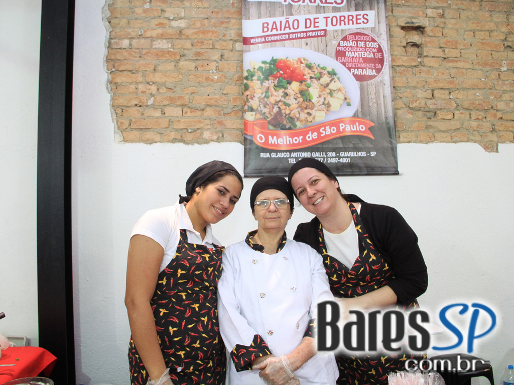 Aconteceu no domingo a Feira Gastronômica Panela na Rua na Praça Benedito Calixto Aconteceu no domingo a Feira Gastronômica Panela na Rua na Praça Benedito Calixto