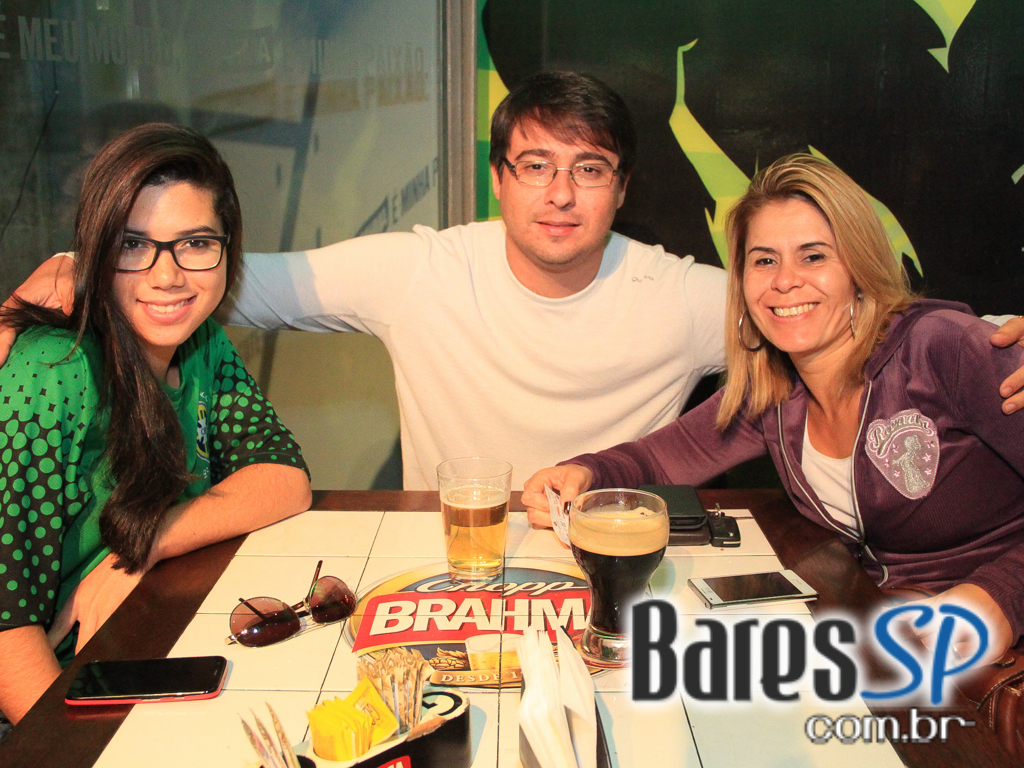 Bar O Torcedor criou pacotes especiais para os jogos do da Copa do Mundo Bar O Torcedor criou pacotes especiais para os jogos do da Copa do Mundo