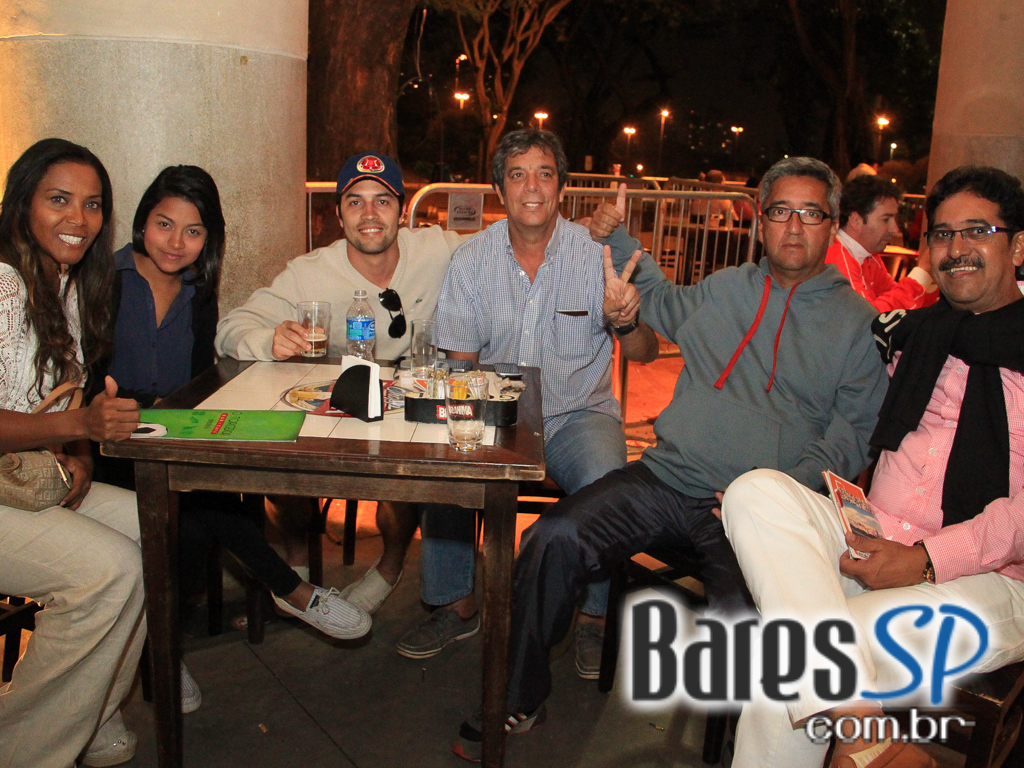 Bar O Torcedor criou pacotes especiais para os jogos do da Copa do Mundo Bar O Torcedor criou pacotes especiais para os jogos do da Copa do Mundo