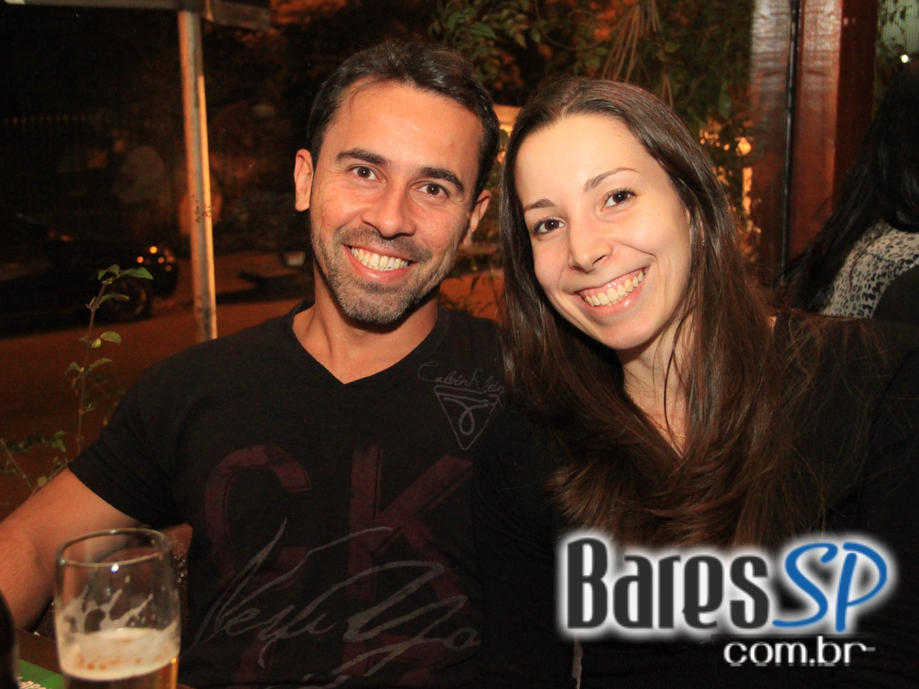 Quintal do Espeto da Lapa ofereceu MPB que animou o público Quintal do Espeto da Lapa ofereceu MPB que animou o público