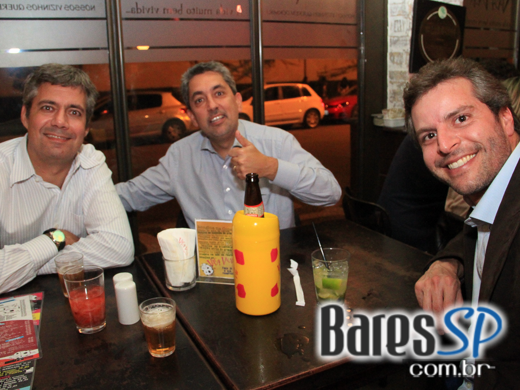 Vaca Véia teve Happy Hour animado com transmissão da Copa do Mundo Ao Vivo Vaca Véia teve Happy Hour animado com transmissão da Copa do Mundo Ao Vivo