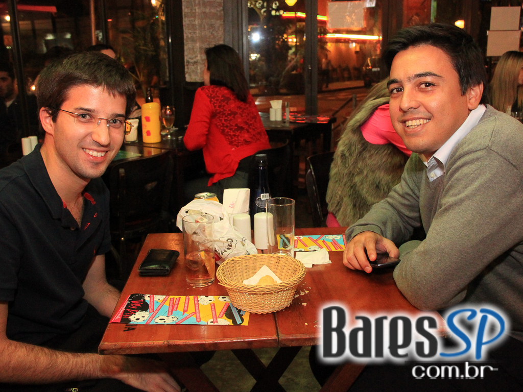 Vaca Véia teve Happy Hour animado com transmissão da Copa do Mundo Ao Vivo Vaca Véia teve Happy Hour animado com transmissão da Copa do Mundo Ao Vivo