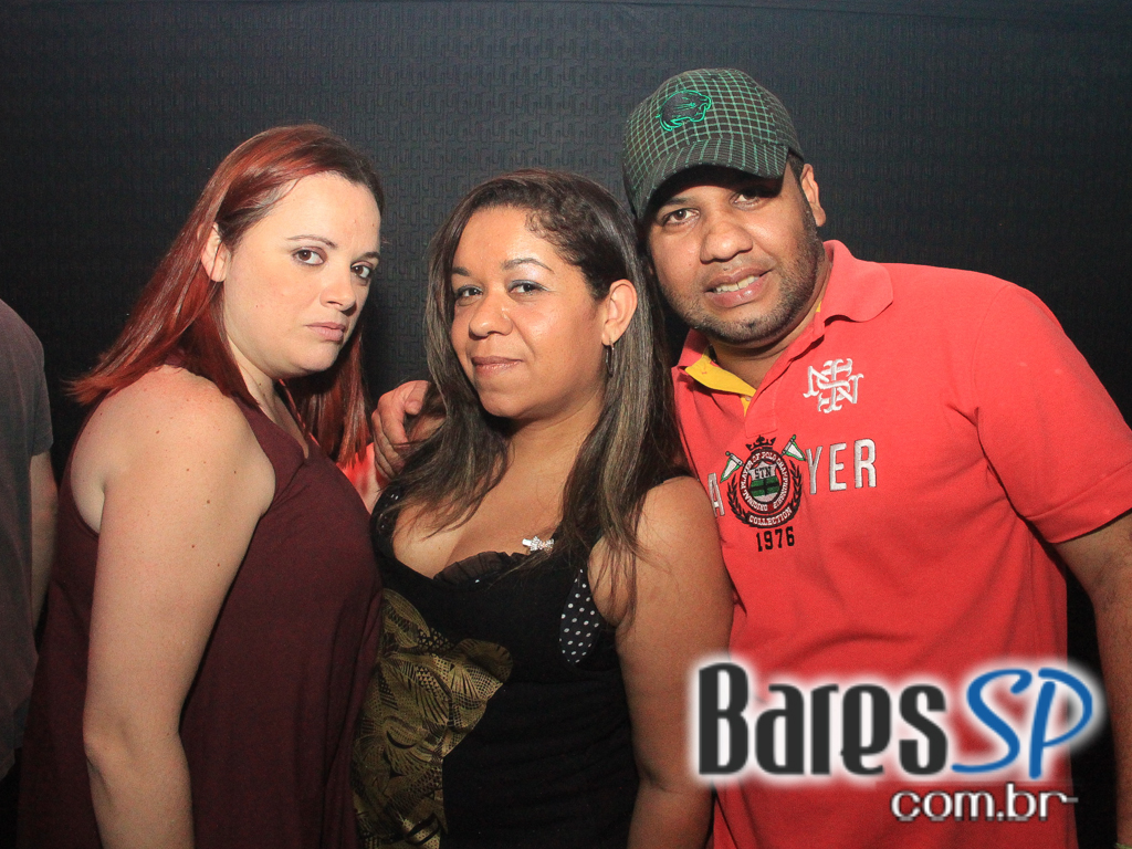 Clássicos da música eletrônica sábado com line-up exclusivo de DJs no Mono Club Clássicos da música eletrônica sábado com line-up exclusivo de DJs no Mono Club