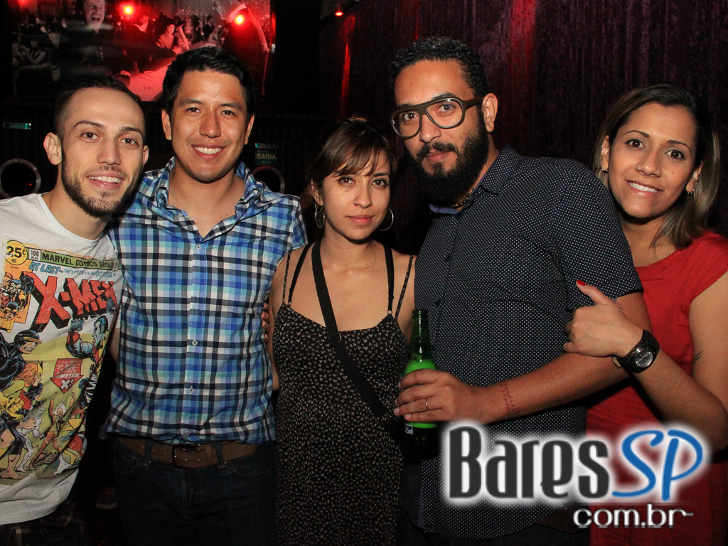 Clássicos da música eletrônica sábado com line-up exclusivo de DJs no Mono Club Clássicos da música eletrônica sábado com line-up exclusivo de DJs no Mono Club