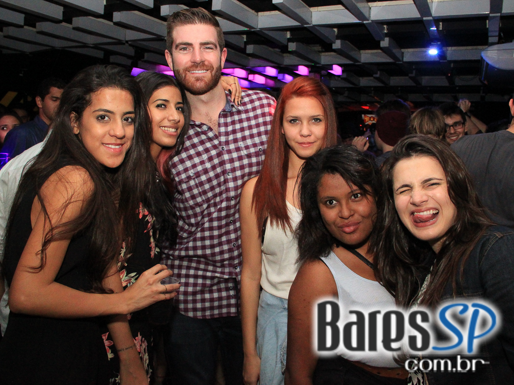 Baile dos Enxutos com line-up especial no sábado na Blitz Haus Baile dos Enxutos com line-up especial no sábado na Blitz Haus