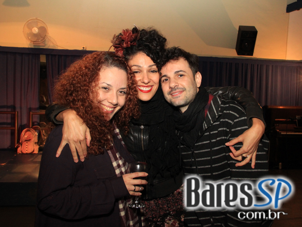 'Arte Na Fogueira' Exposição de Artes Plásticas e Fotografia do Centro Cultural da Chácara 'Arte Na Fogueira' Exposição de Artes Plásticas e Fotografia do Centro Cultural da Chácara