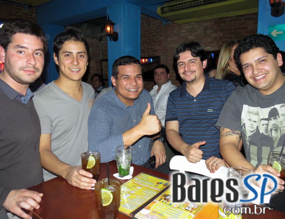 Pedro La Colina & Sexteto Cañaveral se apresentaram na quarta no Rey Castro Pedro La Colina & Sexteto Cañaveral se apresentaram na quarta no Rey Castro