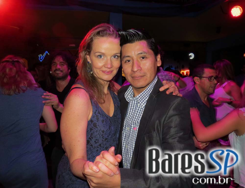 Pedro La Colina & Sexteto Cañaveral se apresentaram na quarta no Rey Castro Pedro La Colina & Sexteto Cañaveral se apresentaram na quarta no Rey Castro