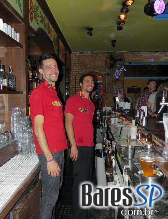 Pedro La Colina & Sexteto Cañaveral se apresentaram na quarta no Rey Castro Pedro La Colina & Sexteto Cañaveral se apresentaram na quarta no Rey Castro