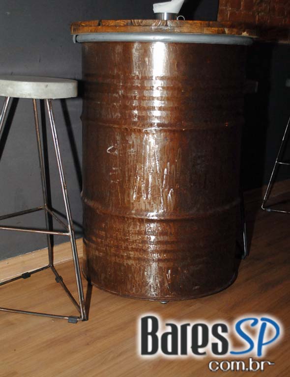 Coquetel de Inauguração do Razzmatazz Bar no bairro da Vila Madalena Coquetel de Inauguração do Razzmatazz Bar no bairro da Vila Madalena