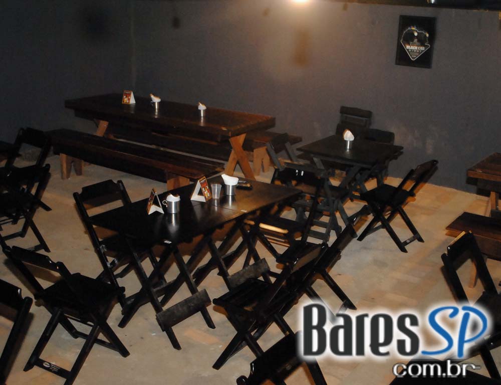 Coquetel de Inauguração do Razzmatazz Bar no bairro da Vila Madalena Coquetel de Inauguração do Razzmatazz Bar no bairro da Vila Madalena