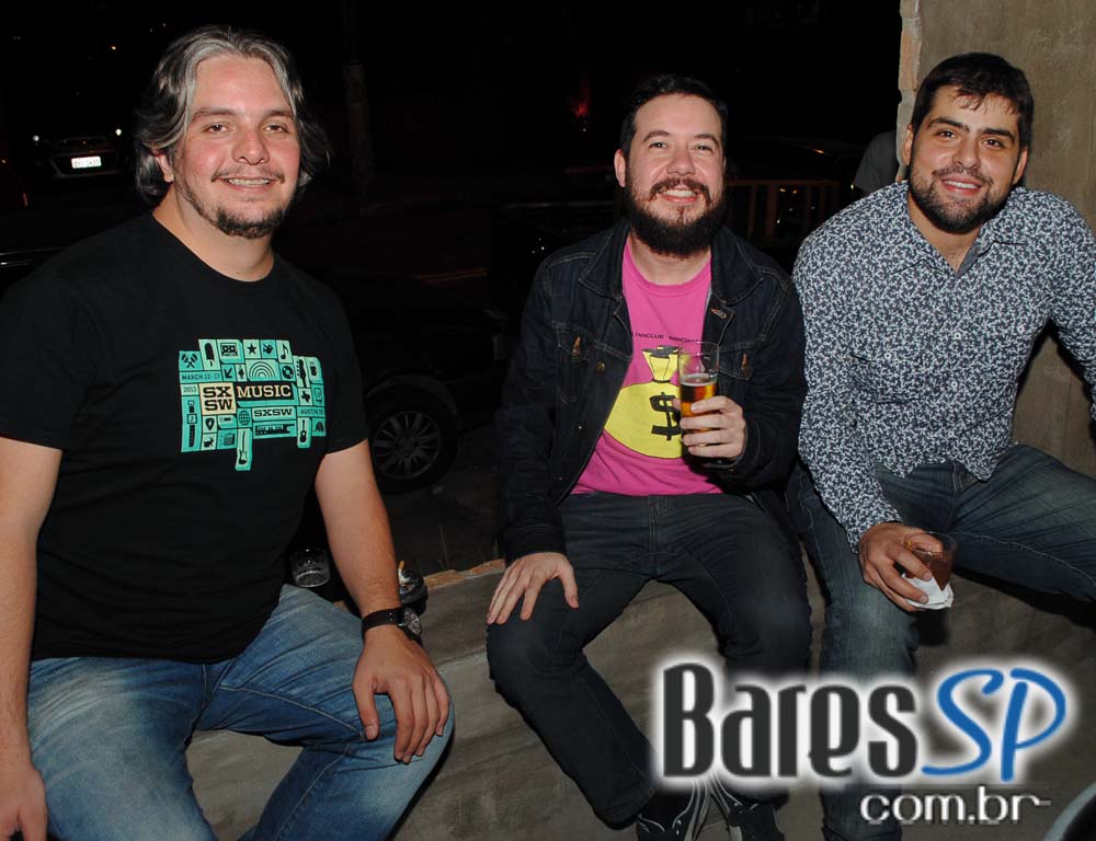 Coquetel de Inauguração do Razzmatazz Bar no bairro da Vila Madalena Coquetel de Inauguração do Razzmatazz Bar no bairro da Vila Madalena