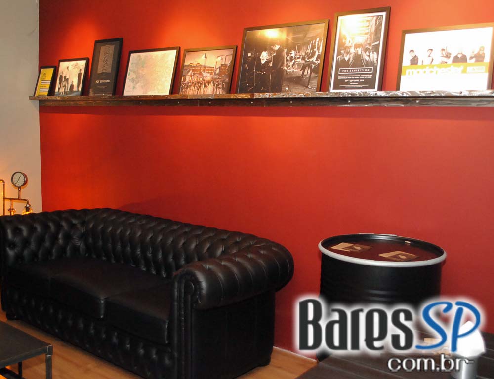 Coquetel de Inauguração do Razzmatazz Bar no bairro da Vila Madalena Coquetel de Inauguração do Razzmatazz Bar no bairro da Vila Madalena