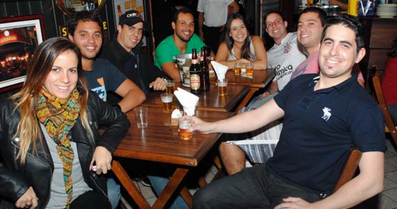 Happy hour com variedades no cardápio do Barxaréu