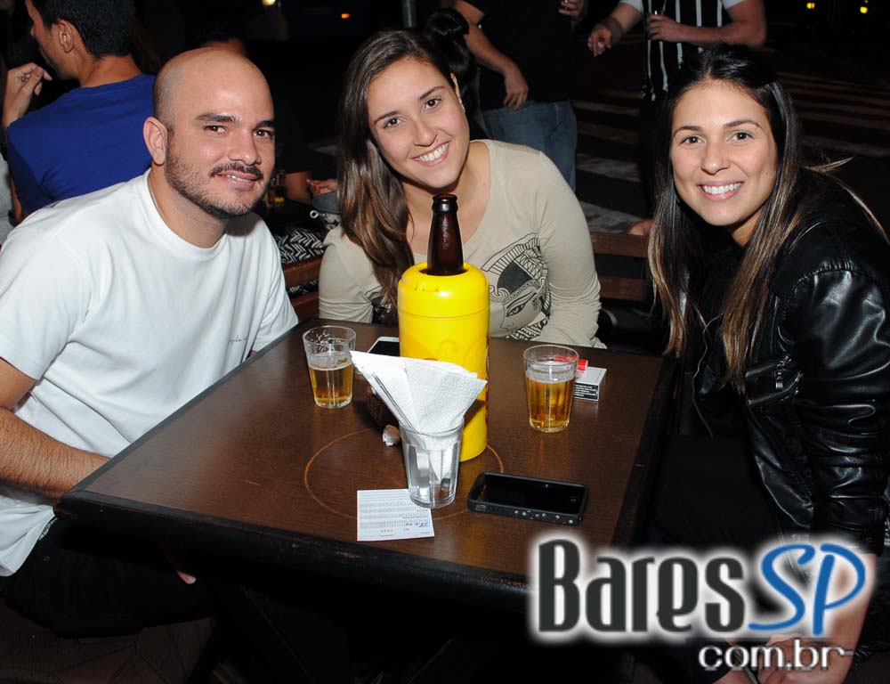 Happy hour com variedades no cardápio do Barxaréu Happy hour com variedades no cardápio do Barxaréu